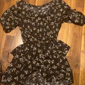 Lulus quarter sleeve pattern dress